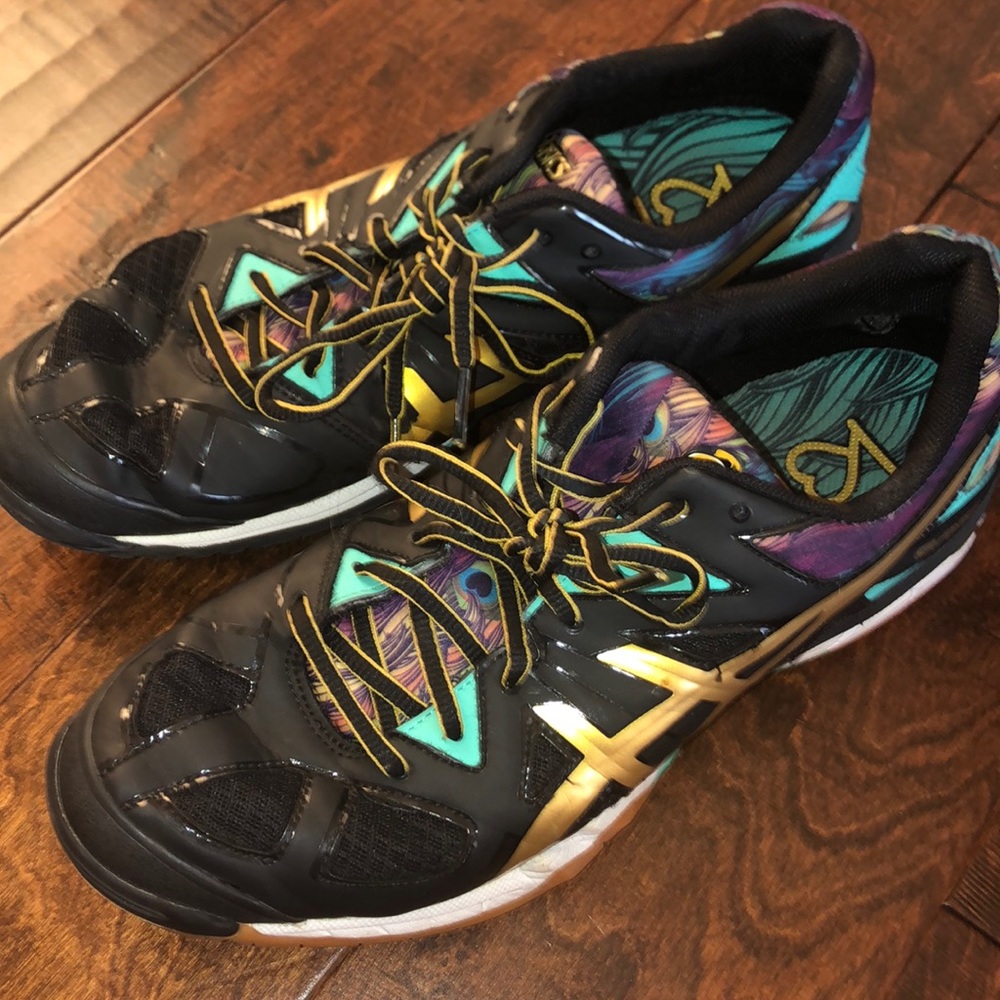 volleyball shoes